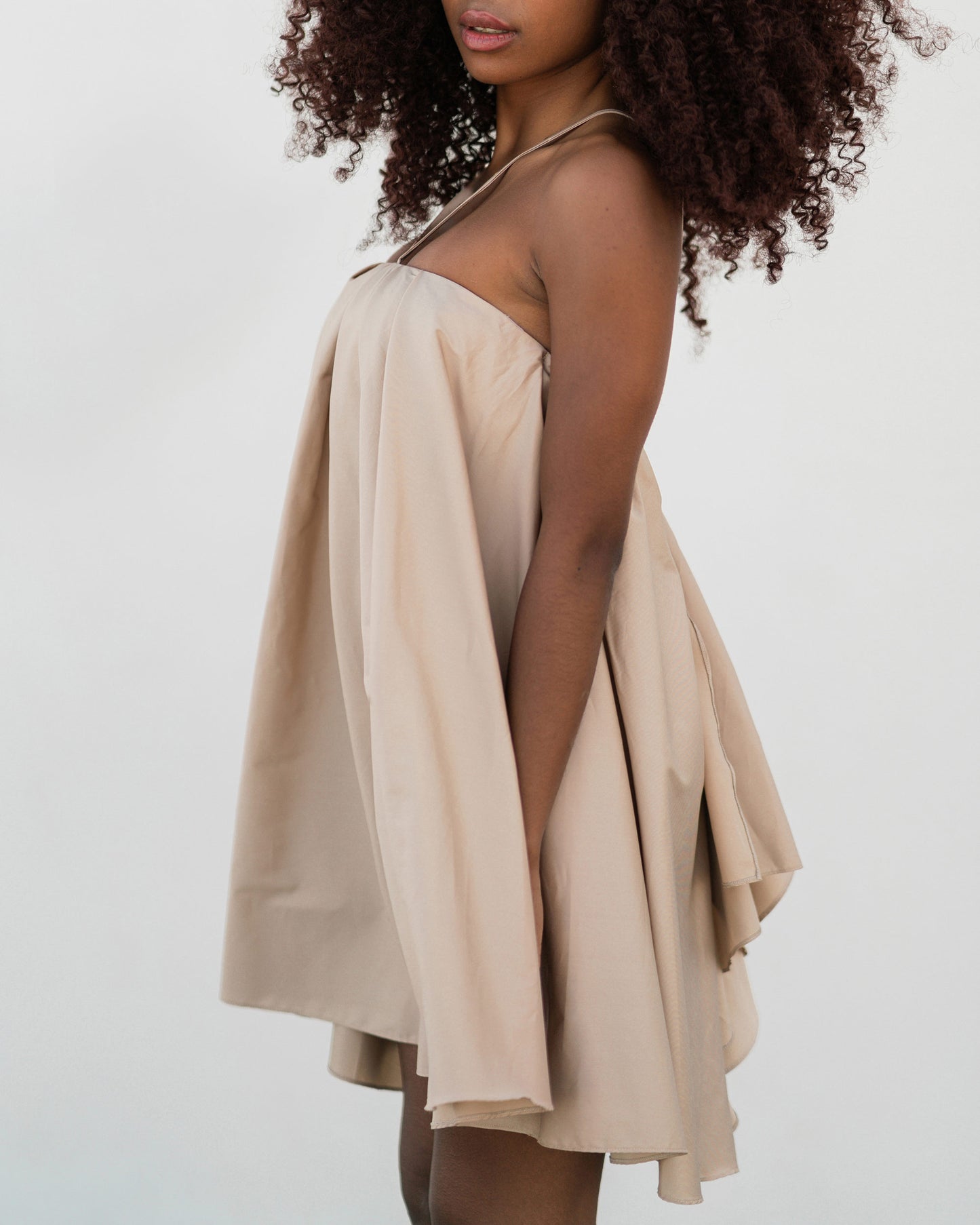 Abito mini in cotone sabbia